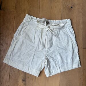 LIVERPOOL Stretch Linen Paper Bag Tie Front Two Pocket Cream Shorts SZ 8/29